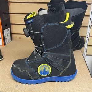 Burton ZIPLINE Kids Snowboard Boots BOA